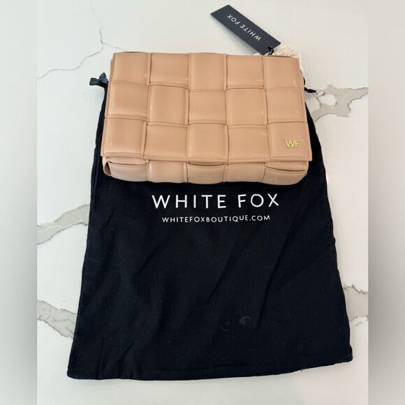 White Fox Beige Purse quilted look - Picture 2 of 7